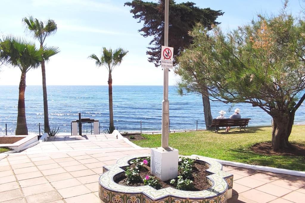 Algaida Beachfront - Seaview Studio Costa Del Sol Apartment Sitio de Calahonda Luaran gambar